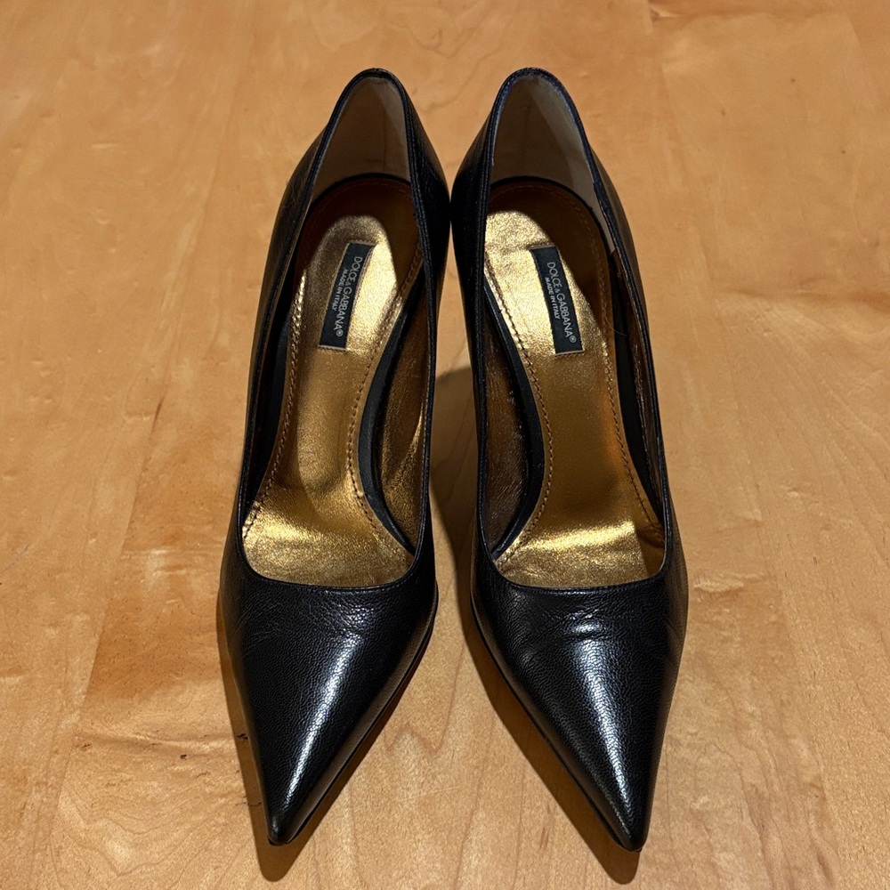 Dolce & Gabbana Black Leather Pumps | Vero Cuoio